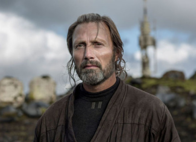 Mads Mikkelsen s’exprime enfin sur son remplacement de Johnny Depp dans “Les Animaux Fantastiques ”