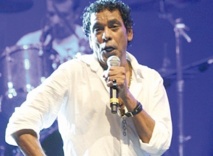Mohamed Mounir ou la voix du peuple Mohamed Mounir ou la voix du peuple