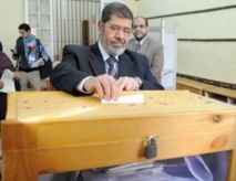 Morsi fixe les législatives pour fin avril en Egypte Morsi fixe les législatives pour fin avril en Egypte