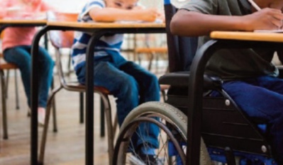 Petit budget et carence en ressources humaines Petit budget et carence en ressources humaines