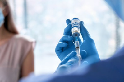 Est-il nécessaire de vacciner les personnes qui ont déjà contracté le coronavirus ?