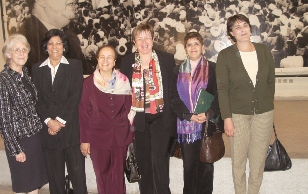 Entretien réalisé avec Nouzha Skalli, députée PPS et ancienne ministre du Développement social, de la Famille et de la Solidarité Entretien réalisé avec Nouzha Skalli, députée PPS et ancienne ministre du Développement social, de la Famille et de la Solidarité