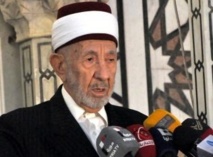 Un attentat suicide dans une mosquée de Damas fait une cinquantaine de morts Un attentat suicide dans une mosquée de Damas fait une cinquantaine de morts