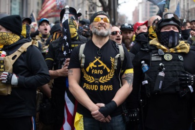Le Parlement canadien désigne les “Proud Boys ” comme une “ entité terroriste ” Le Parlement canadien désigne les “Proud Boys ” comme une “ entité terroriste ”