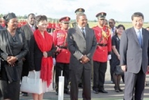 Xi Jinping poursuit son périple africain par le sommet des Brics à Durban Xi Jinping poursuit son périple africain par le sommet des Brics à Durban
