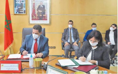 L'Education nationale se met à l'heure des droits de l'Homme L'Education nationale se met à l'heure des droits de l'Homme