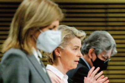 L'UE achète 300 millions de doses à Moderna. L'ONU réclame un plan mondial de vaccination L'UE achète 300 millions de doses à Moderna. L'ONU réclame un plan mondial de vaccination