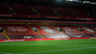 Le retour des supporters dans les stades anglais espéré à partir du 17 mai
