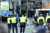 Trois morts et une centaine de blessés dans l’explosion de bombes au marathon de Boston Trois morts et une centaine de blessés dans l’explosion de bombes au marathon de Boston