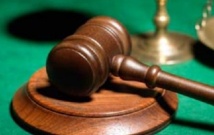 De la prison pour les policiers impliqués dans une affaire de corruption De la prison pour les policiers impliqués dans une affaire de corruption