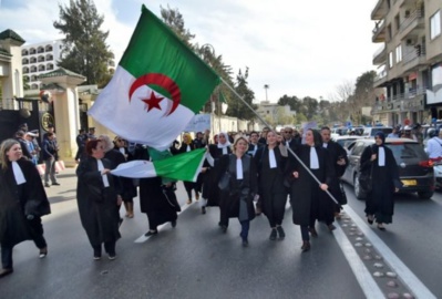 En Algérie, un collectif d'avocats condamne l’interpellation de certains de ses membres