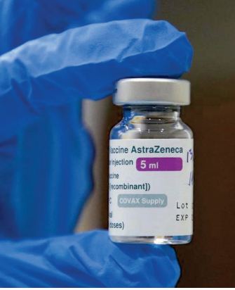 Nouvelle baisse des livraisons du vaccin AstraZeneca en Europe Nouvelle baisse des livraisons du vaccin AstraZeneca en Europe