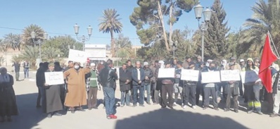 Face aux provocations de l'Algérie, la section de l’USFP à Figuig exprime son soutien aux agriculteurs de la région d’Arja Face aux provocations de l'Algérie, la section de l’USFP à Figuig exprime son soutien aux agriculteurs de la région d’Arja