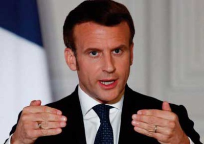 Macron durcit les restrictions mais laisse entrevoir le retour à la vie normale