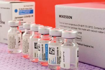 15 millions de doses du vaccin de J&J gâchées par erreur dans une usine américaine 15 millions de doses du vaccin de J&J gâchées par erreur dans une usine américaine