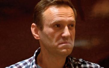 L'opposant russe Navalny annonce une grève de la faim en prison