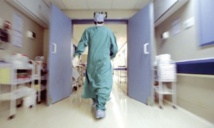 Dix cliniques privées épinglées par le ministre de la Santé Dix cliniques privées épinglées par le ministre de la Santé