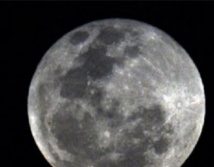 Les minéraux découverts sur la Lune pourraient provenir d’astéroïdes Les minéraux découverts sur la Lune pourraient provenir d’astéroïdes