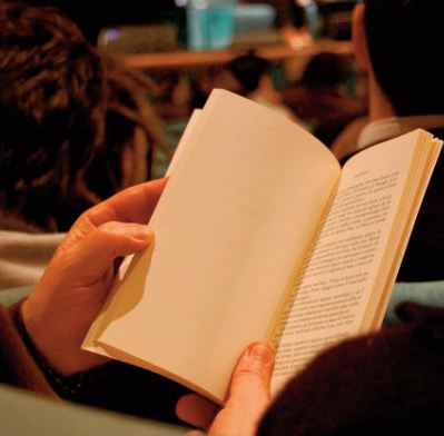 La lecture, une bulle d’évasion qui s ’ envole durant le Ramadan La lecture, une bulle d’évasion qui s ’ envole durant le Ramadan