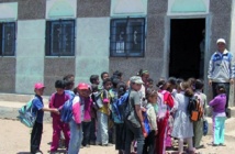 Transition de l’institution scolaire vers l’organisation éducative (Suite et fin) Transition de l’institution scolaire vers l’organisation éducative (Suite et fin)