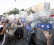 La fronde se poursuit en Turquie