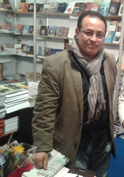 "L’éveil des pas", nouveau recueil de poèmes de M’barek Housni