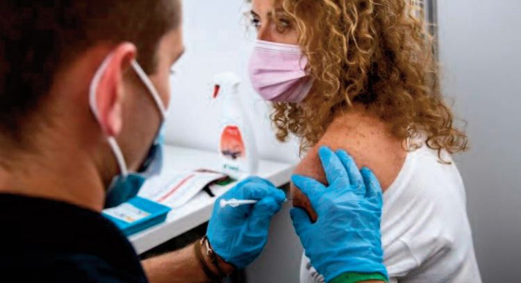 Pour mieux déconfiner, la France va vacciner à tour de bras Pour mieux déconfiner, la France va vacciner à tour de bras