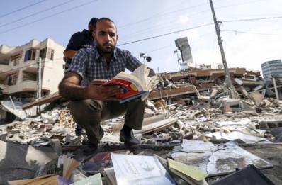 A Gaza, le temple des livres réduit en poussière A Gaza, le temple des livres réduit en poussière