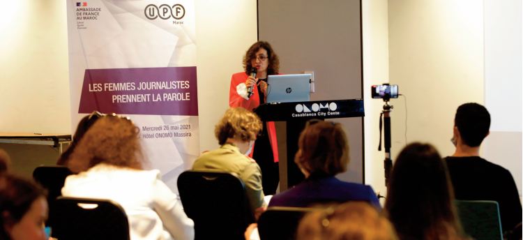 Les journalistes femmes confrontées à la discrimination et au plafond de verre Les journalistes femmes confrontées à la discrimination et au plafond de verre