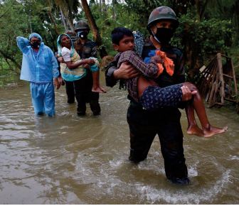 Le cyclone Yaas fait des milliers de sans-abri en Inde Le cyclone Yaas fait des milliers de sans-abri en Inde
