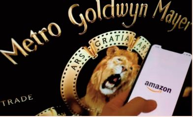 Amazon s’offre le mythique studio de James Bond, MGM, pour mieux concurrencer Netflix Amazon s’offre le mythique studio de James Bond, MGM, pour mieux concurrencer Netflix