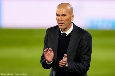 Zidane explique avoir quitté le Real Madrid faute de “ confiance ” de la part du club Zidane explique avoir quitté le Real Madrid faute de “ confiance ” de la part du club