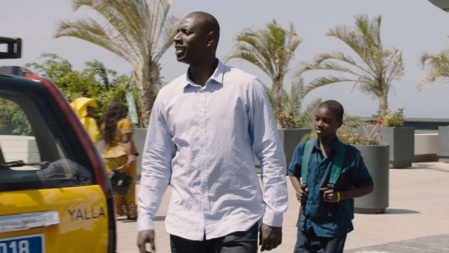 Omar Sy confronté à ses racines dans “Yao ”