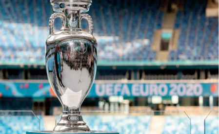 Un trophée d'argent pour un onze en or Un trophée d'argent pour un onze en or