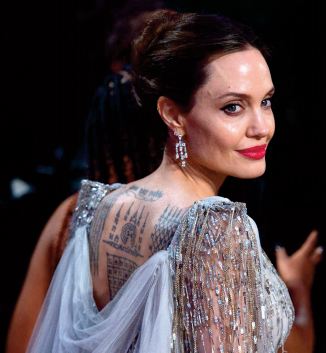Angelina Jolie ne pardonnera jamais à Brad Pitt Angelina Jolie ne pardonnera jamais à Brad Pitt