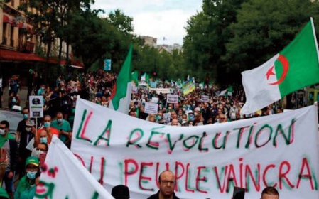 Tous les ingrédients d' une “ explosion sociale ” sont réunis en Algérie