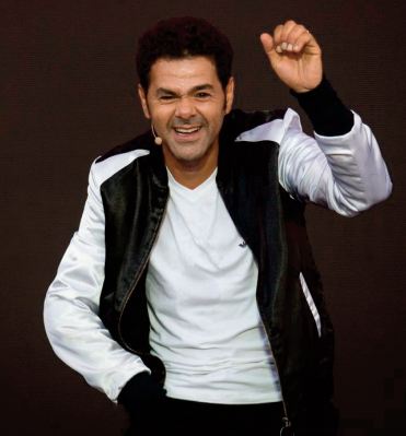 Jamel Debbouze se confie sur l’ accident qui lui a coûté l’ usage de son bras Jamel Debbouze se confie sur l’ accident qui lui a coûté l’ usage de son bras