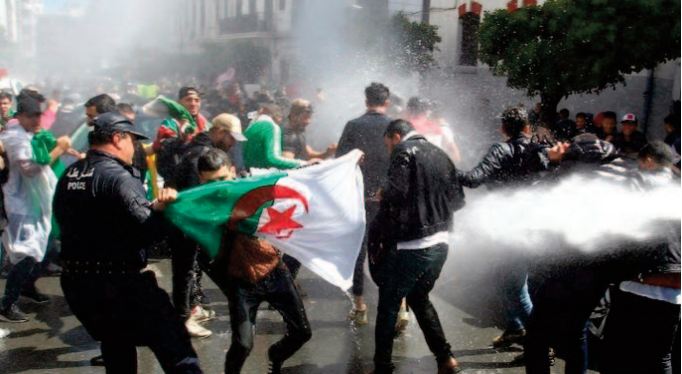 Des experts et des organisations internationales alertent sur l'ampleur de la répression en Algérie