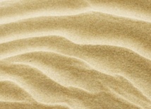 Quand le vent fait virevolter le sable Quand le vent fait virevolter le sable