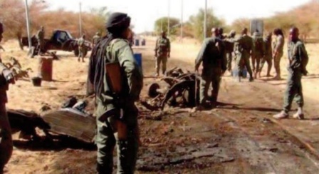 Chengriha, un bidasse en folie Chengriha, un bidasse en folie