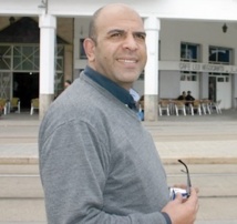 Moen K.Shakfa: Qatar propose, avec l’aval des Etats-Unis, aux Palestiniens une paix sur mesures israéliennes Moen K.Shakfa: Qatar propose, avec l’aval des Etats-Unis, aux Palestiniens une paix sur mesures israéliennes