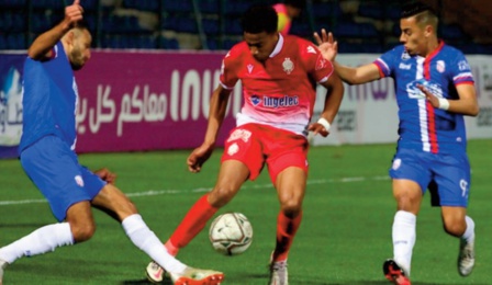 Une manche de la Botola à grand enjeu en haut et en bas du tableau
