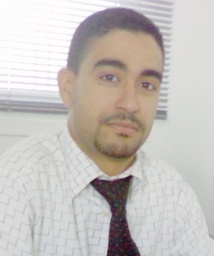 Ahmed Hilal publie son premier recueil de poèmes «L’Amour comme il vient» : «J’ai voulu transmettre la sensibilité, la beauté et l’intelligence de la femme» Ahmed Hilal publie son premier recueil de poèmes «L’Amour comme il vient» : «J’ai voulu transmettre la sensibilité, la beauté et l’intelligence de la femme»