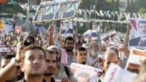 Les pro-Morsi, désorganisés et décimés, comptent leurs rangs Les pro-Morsi, désorganisés et décimés, comptent leurs rangs
