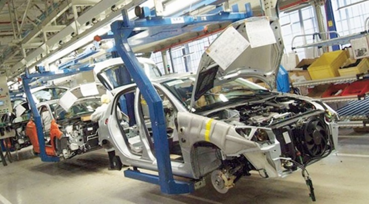 Le secteur automobile rattrapé par la crise Le secteur automobile rattrapé par la crise