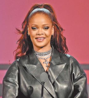 Rihanna est désormais milliardaire