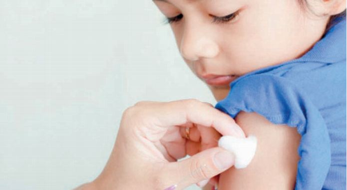 “Nous avons régressé pour les autres vaccinations, ce qui expose les enfants à des maladies dévastatrices ” , prévient l’OMS