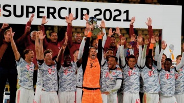 Porté par Lewandowski, le Bayern remporte la Supercoupe d'Allemagne
