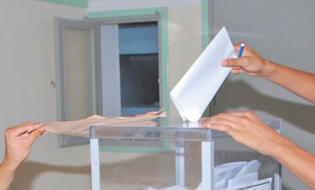 Enjeux et défis des élections communales et régionales 2021 Enjeux et défis des élections communales et régionales 2021