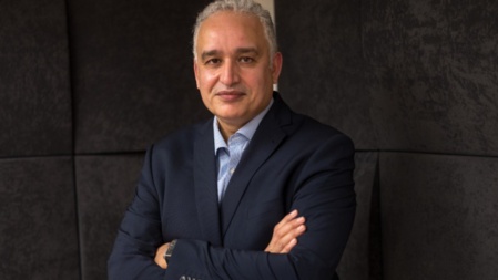 Tayeb Hamdi : La vaccination des enfants jouera un rôle d'accélérateur pour le retour à une vie presque normale Tayeb Hamdi : La vaccination des enfants jouera un rôle d'accélérateur pour le retour à une vie presque normale